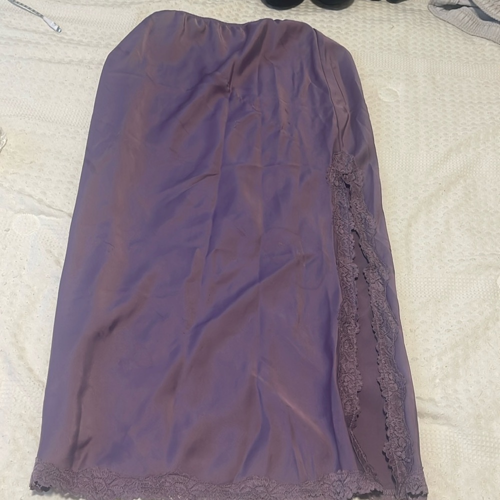 Open slit long skirt